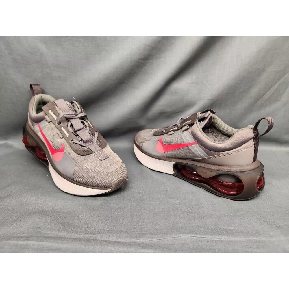 Nike Air Max 2021 (GS) Sneakers  Pewter & Red Size 5 NEW